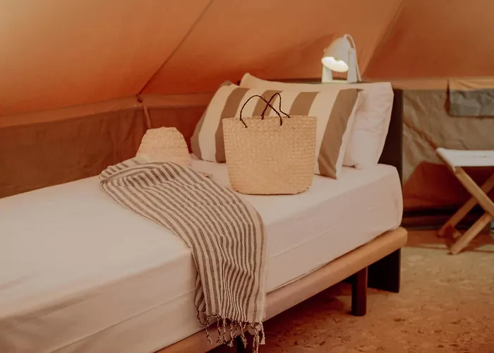 Holacamp Barcelona Campsite